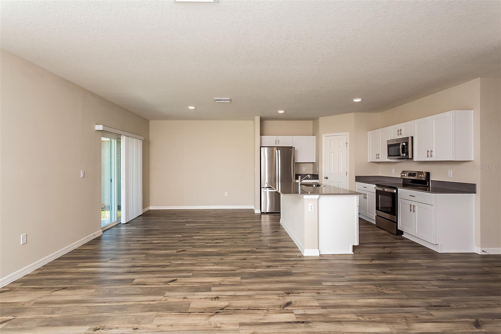 15257 MAUDE LANDING LOOP — photo 11