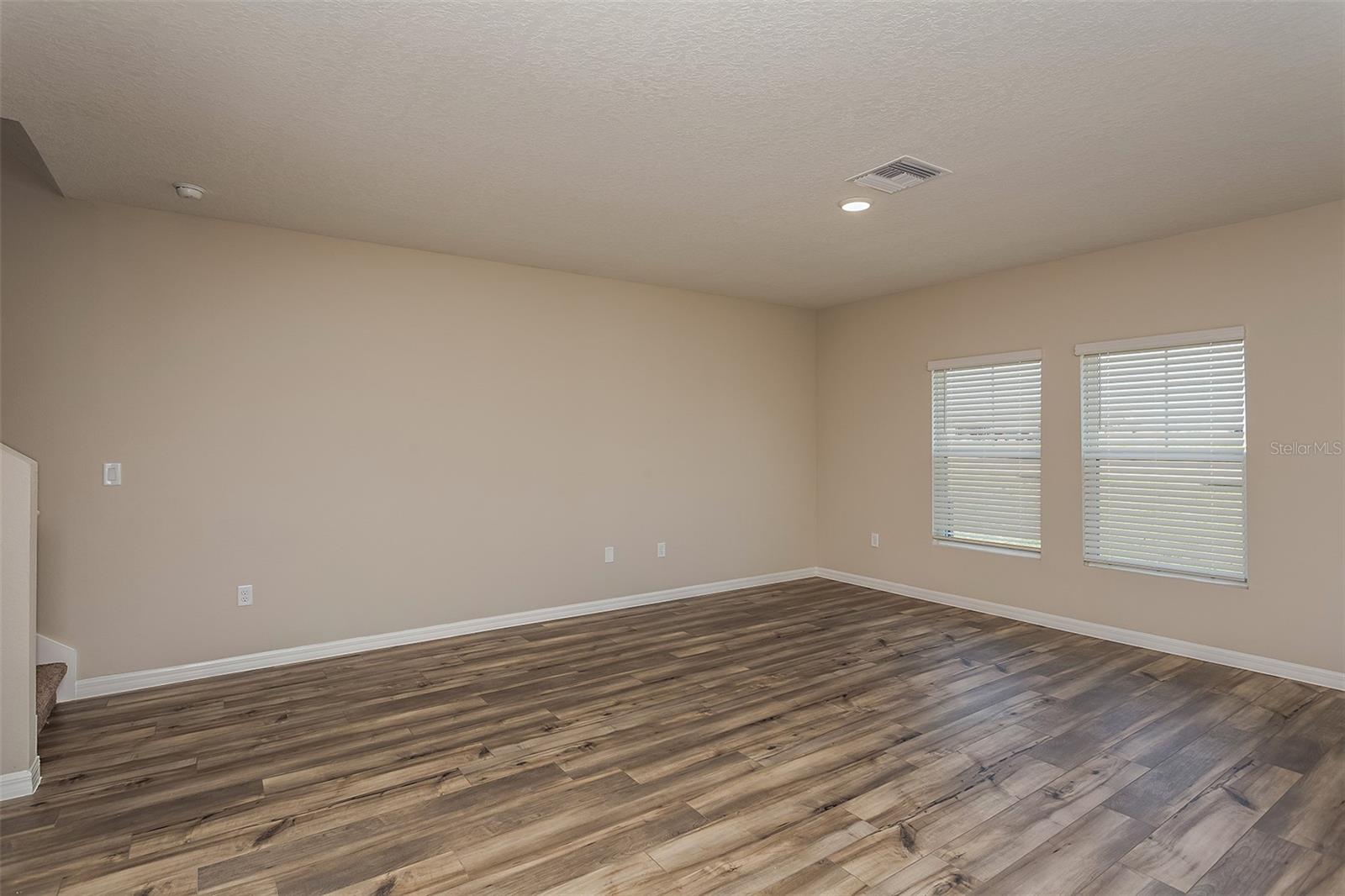 15257 MAUDE LANDING LOOP — photo 3