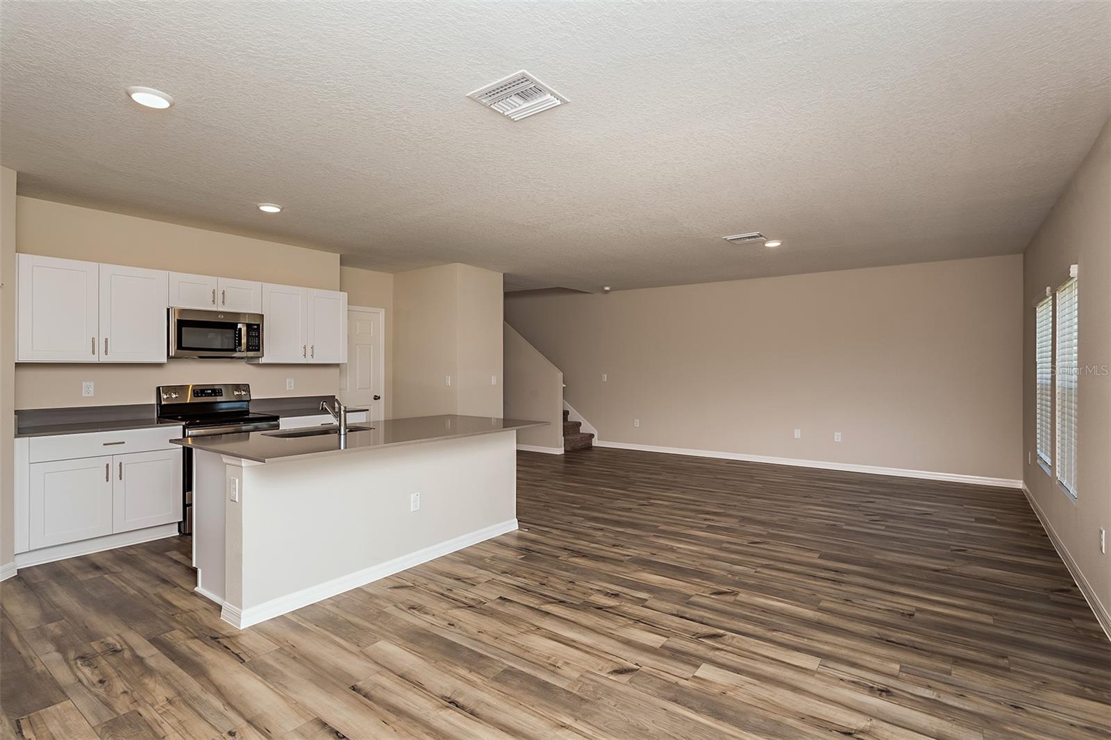 15257 MAUDE LANDING LOOP — photo 10