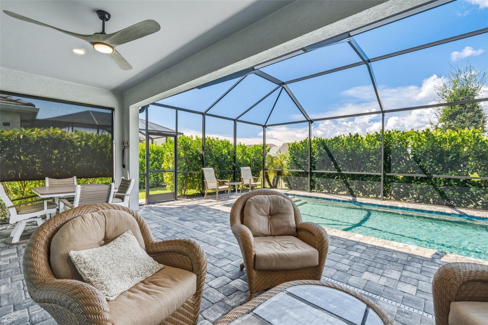 11390 BURGUNDY DR — photo 23