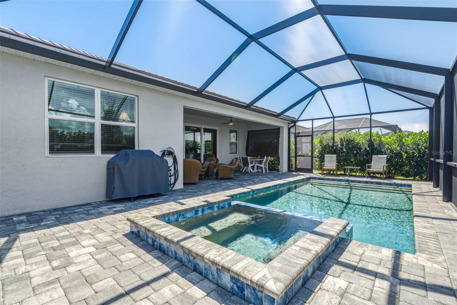 11390 BURGUNDY DR — photo 25