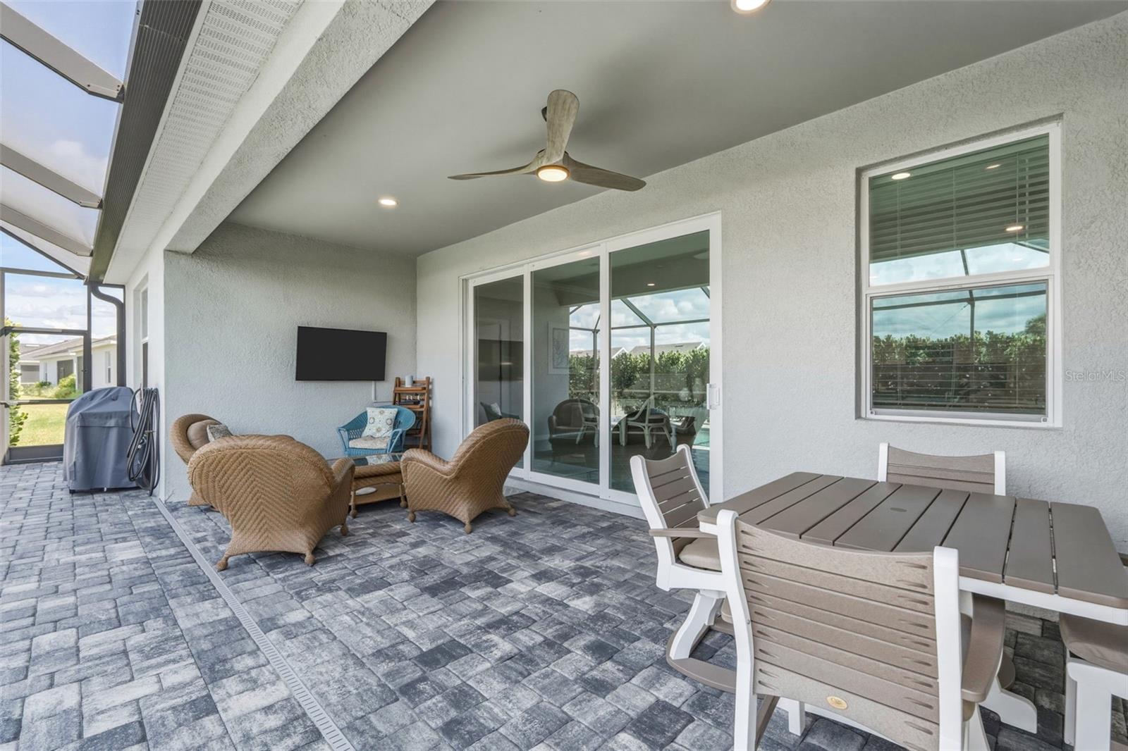 11390 BURGUNDY DR — photo 26