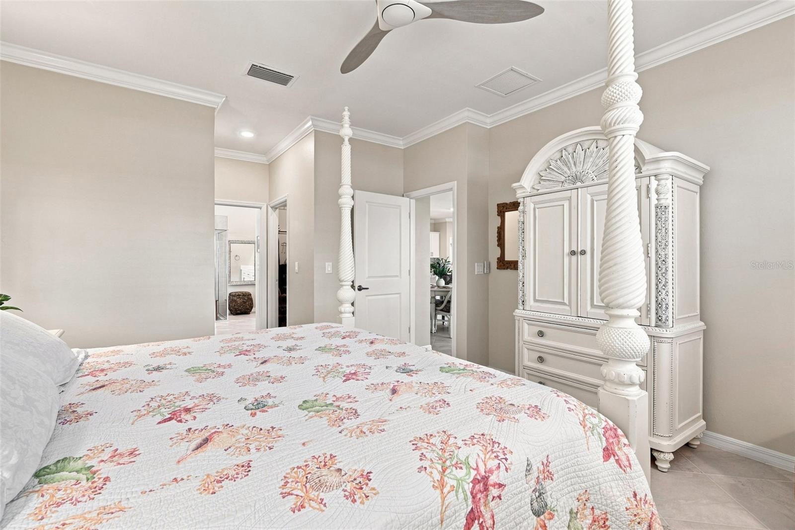11390 BURGUNDY DR — photo 29