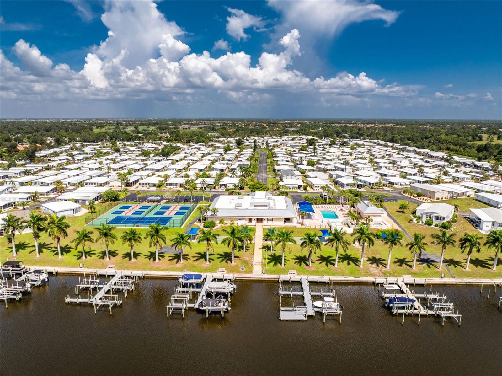13 S MARINA PLZ — photo 74