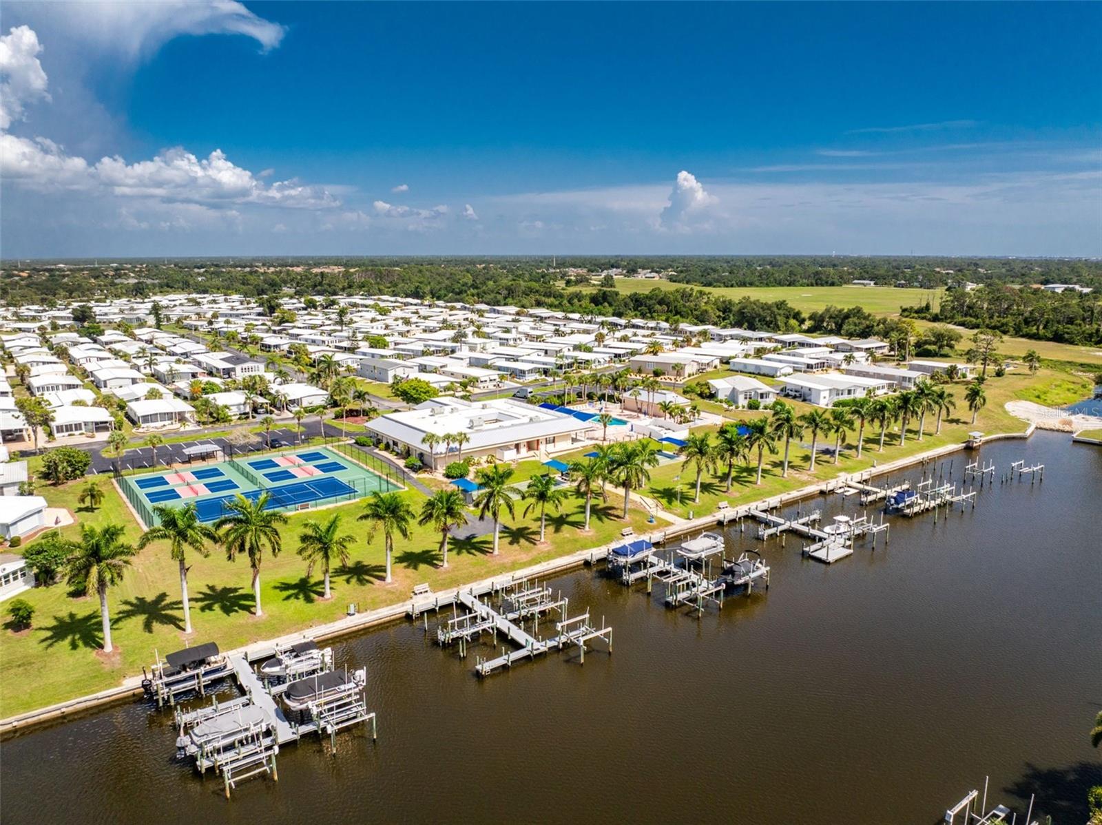 13 S MARINA PLZ — photo 85