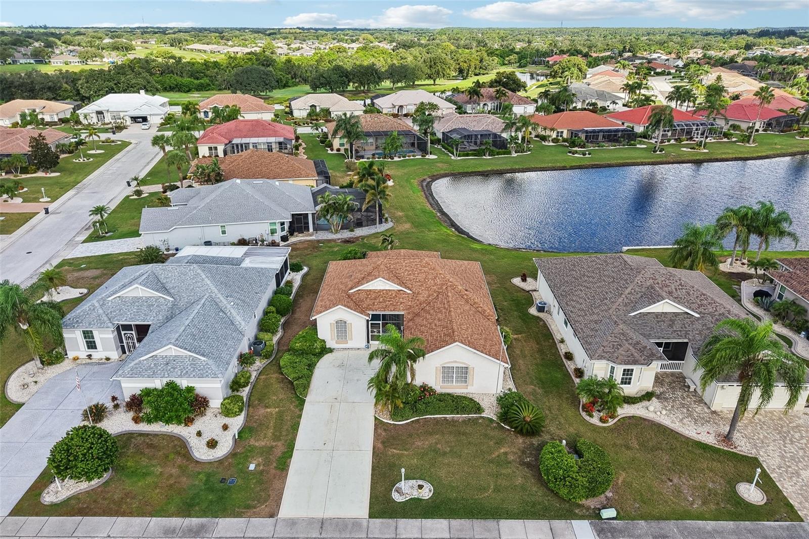 1104 VILLEROY DR — photo 49