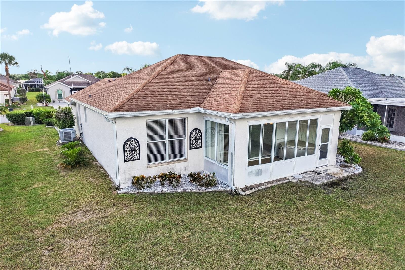 1104 VILLEROY DR — photo 48