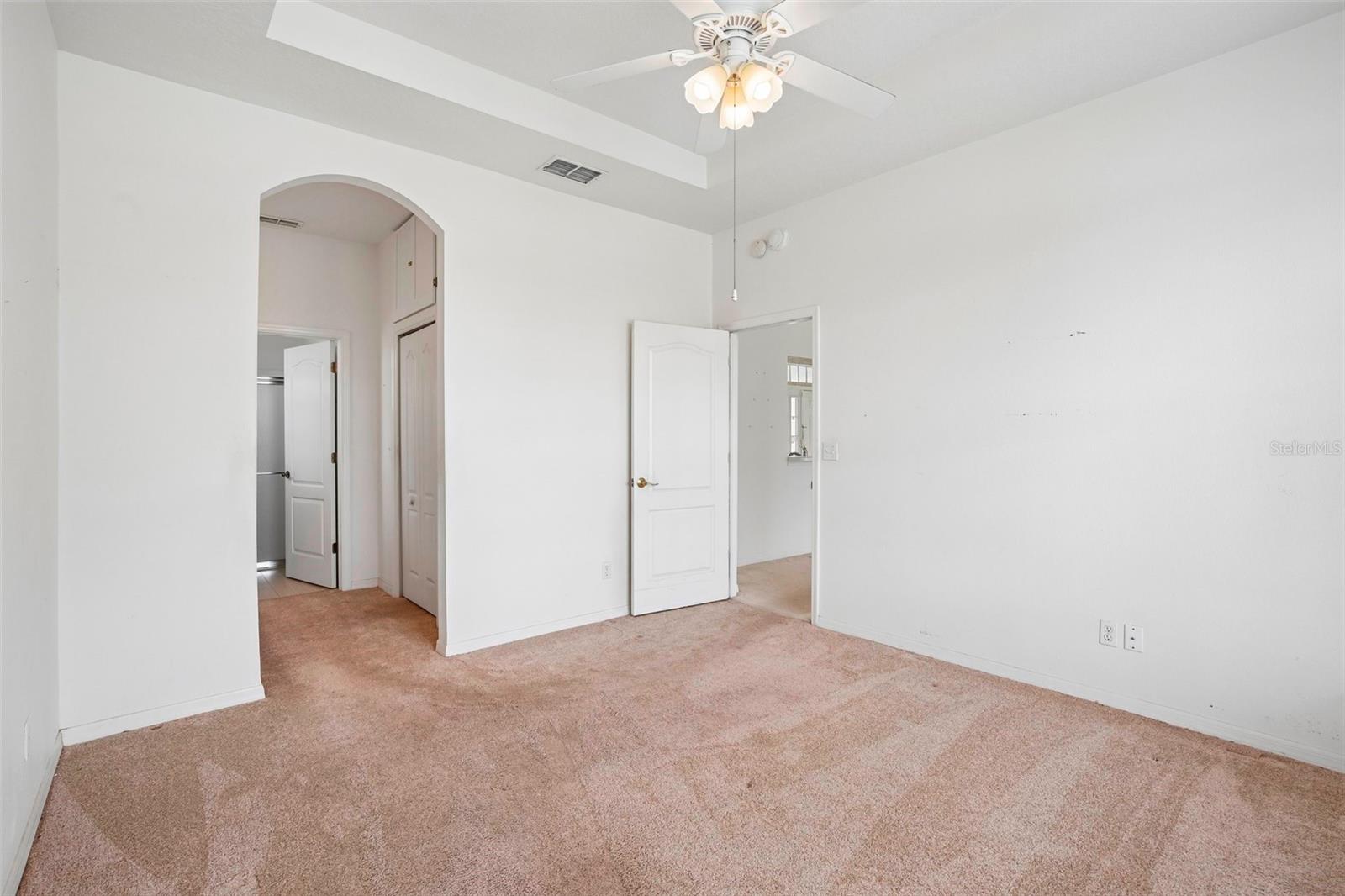 1104 VILLEROY DR — photo 26