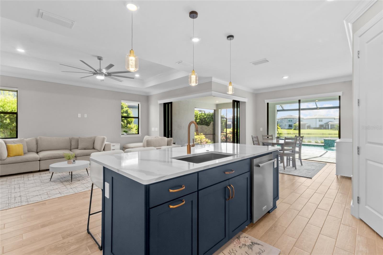 5755 BLUESTAR CT — photo 8