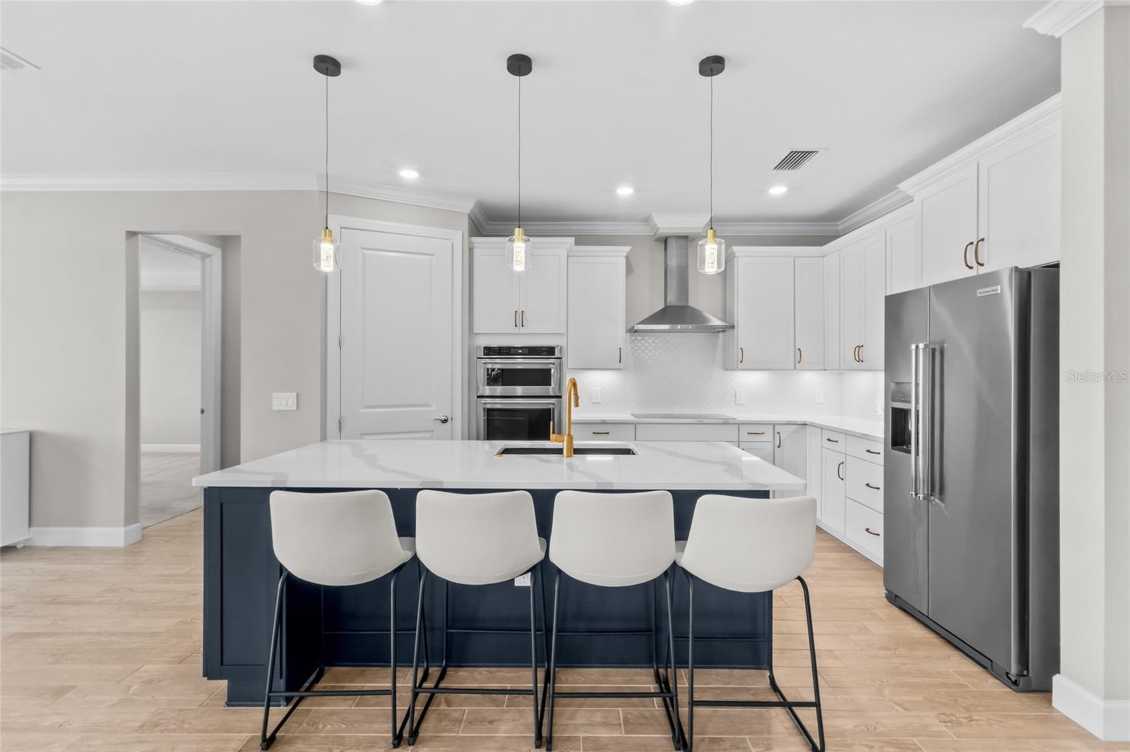 5755 BLUESTAR CT — photo 4