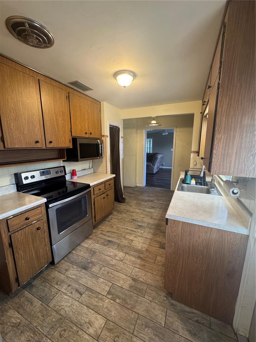 4603 HARVEY AVE — photo 10