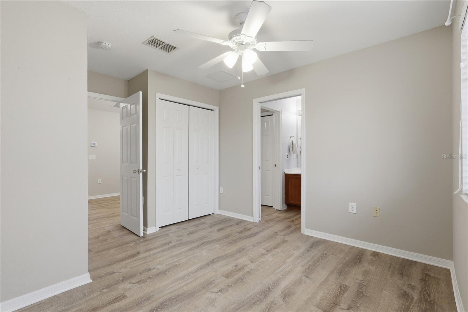 20456 NEEDLETREE DR — photo 13