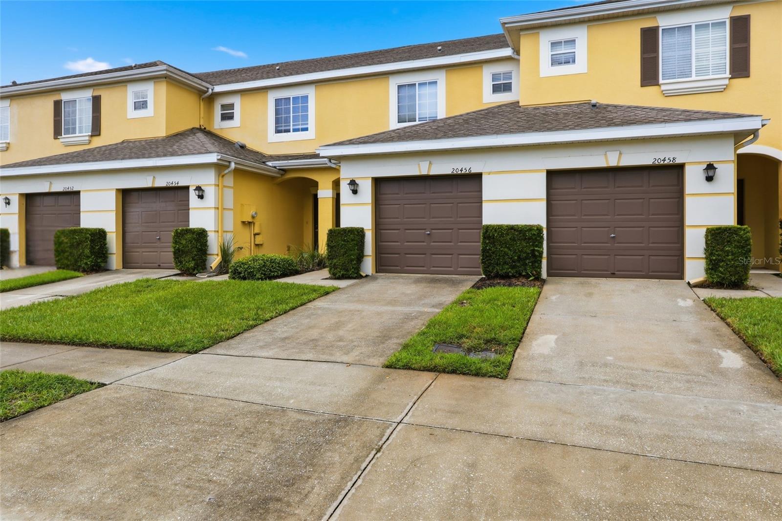 20456 NEEDLETREE DR — photo 2