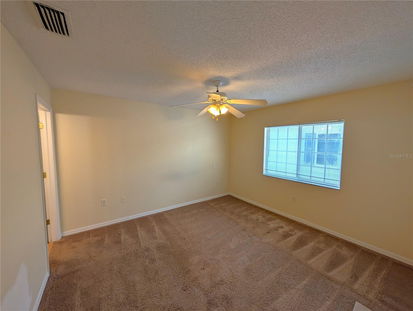 4053 DOLPHIN DR — photo 8