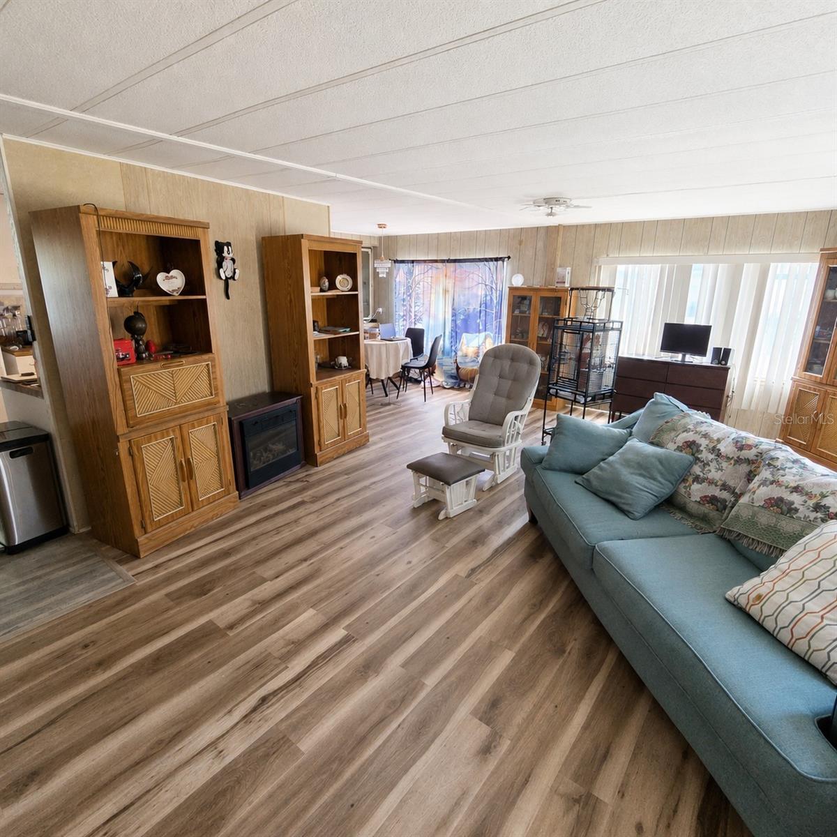 4122 CARDOON DR — photo 12