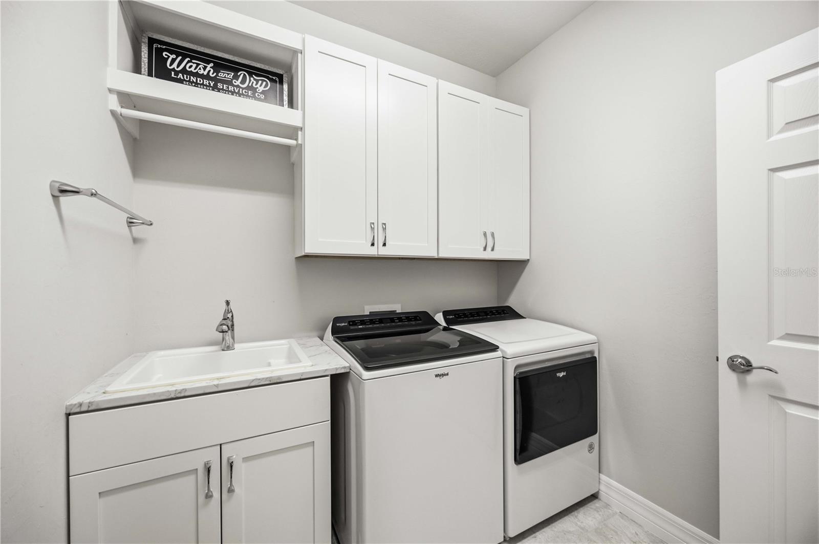 13115 BORREGO ST — photo 29