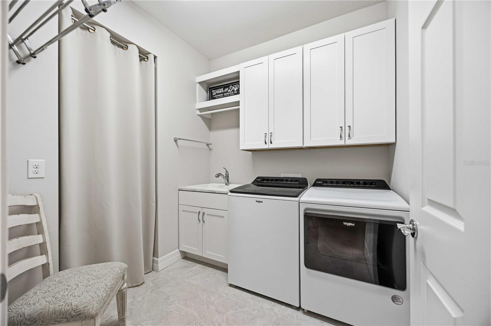 13115 BORREGO ST — photo 28