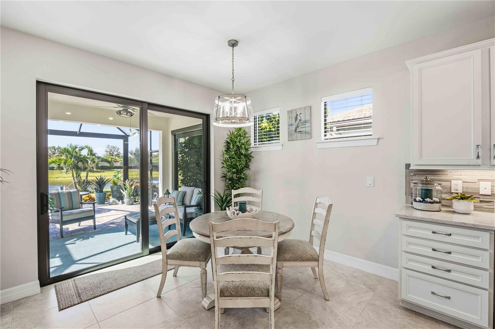 13115 BORREGO ST — photo 15