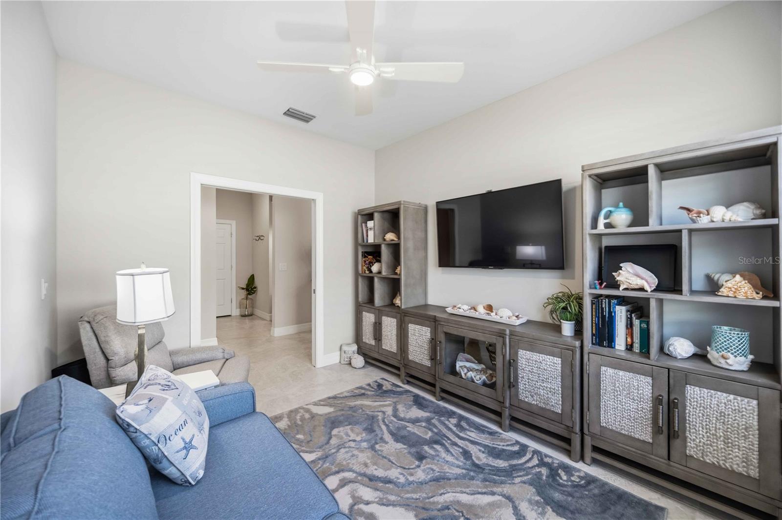 13115 BORREGO ST — photo 18