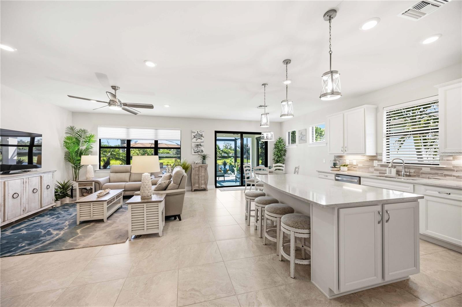 13115 BORREGO ST — photo 4