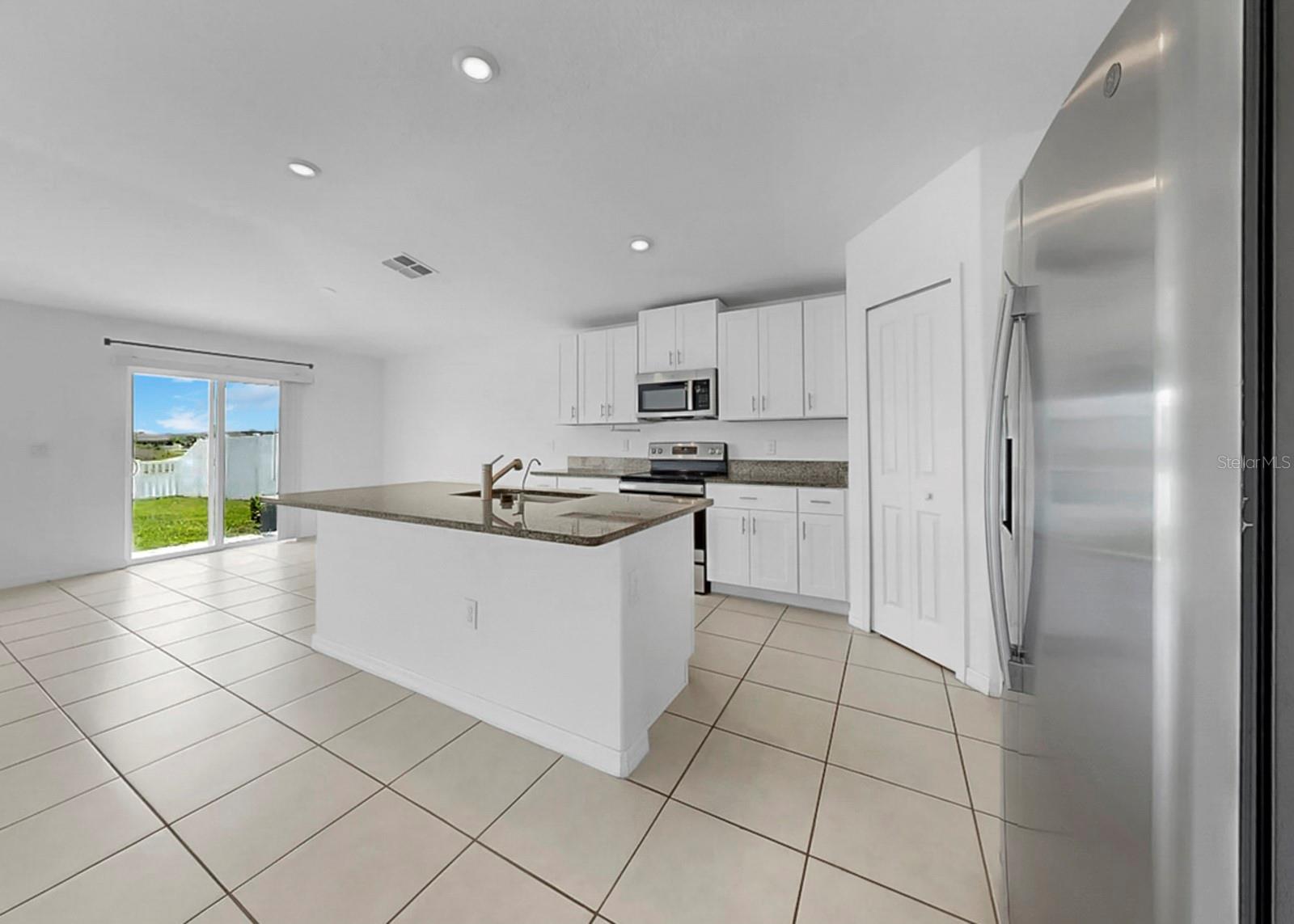 12873 TRIPOLI AVE — photo 9