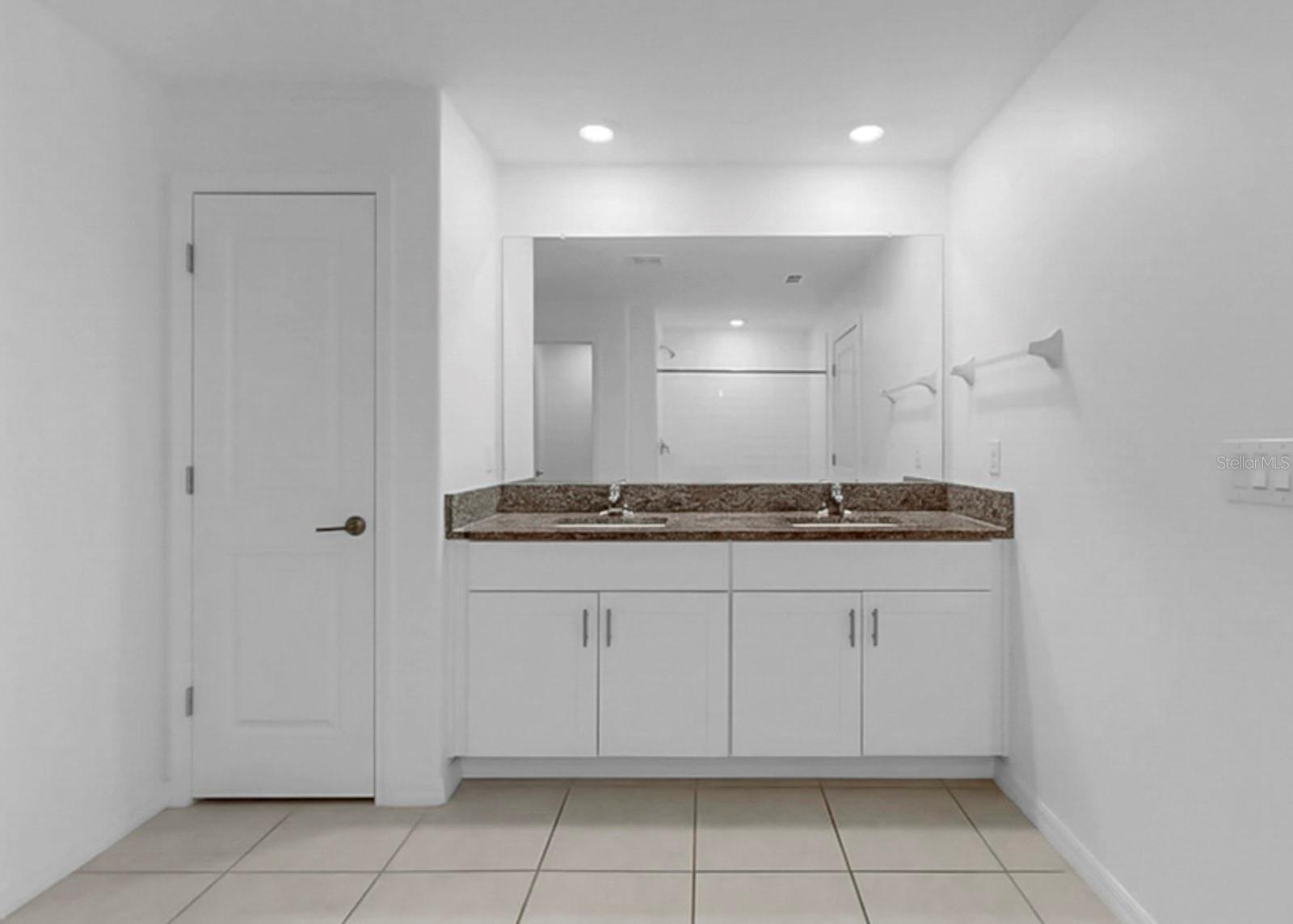 12873 TRIPOLI AVE — photo 22