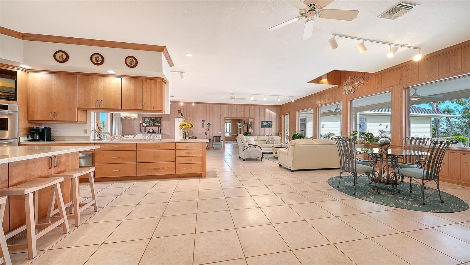 1115 BAYSHORE DR — photo 15