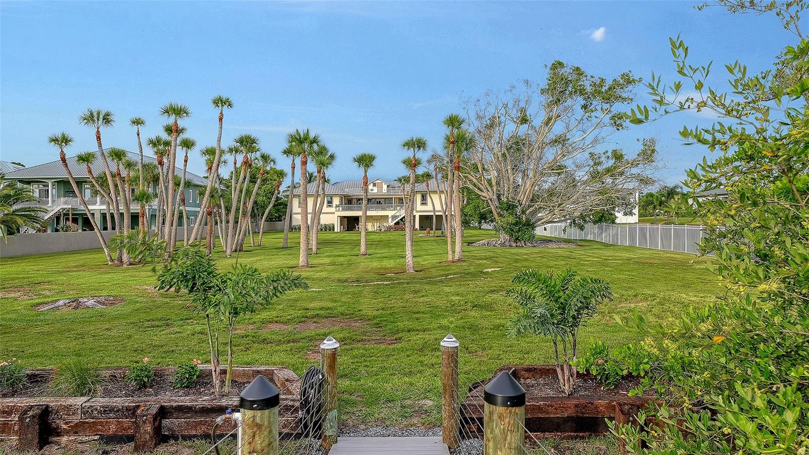 1115 BAYSHORE DR — photo 72
