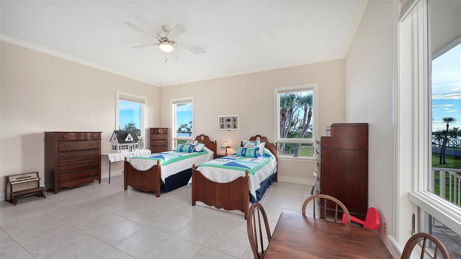 1115 BAYSHORE DR — photo 45
