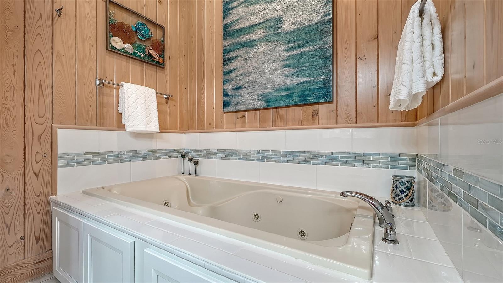1115 BAYSHORE DR — photo 34