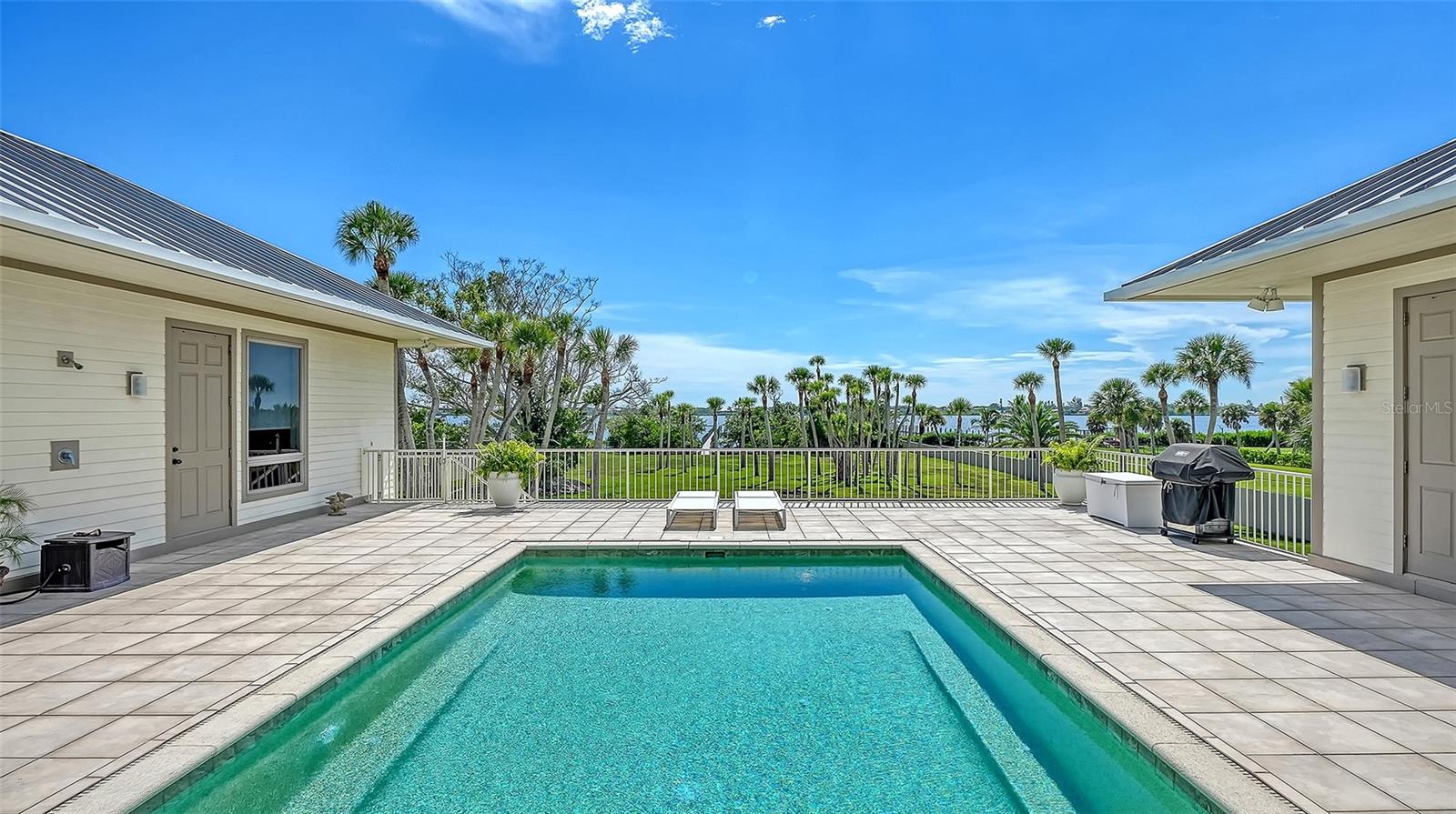 1115 BAYSHORE DR — photo 7