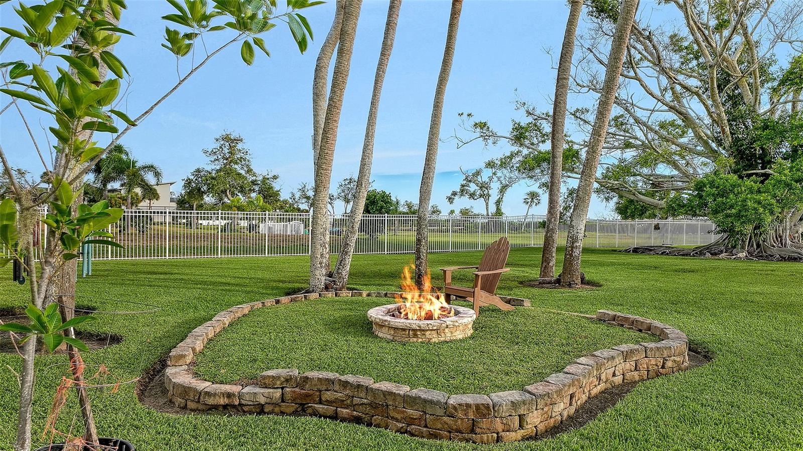 1115 BAYSHORE DR — photo 82