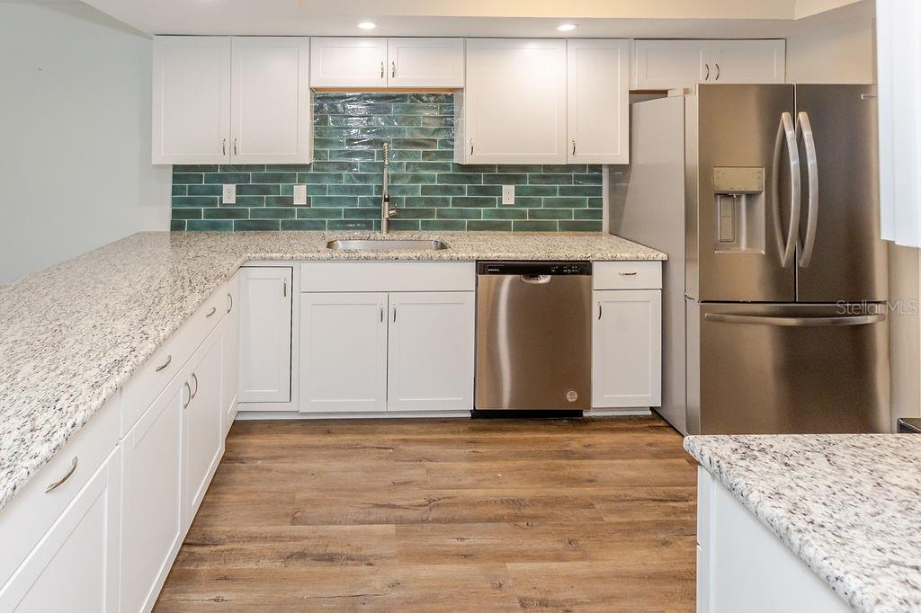 7623 RADCLIFFE CIR #111A — photo 3
