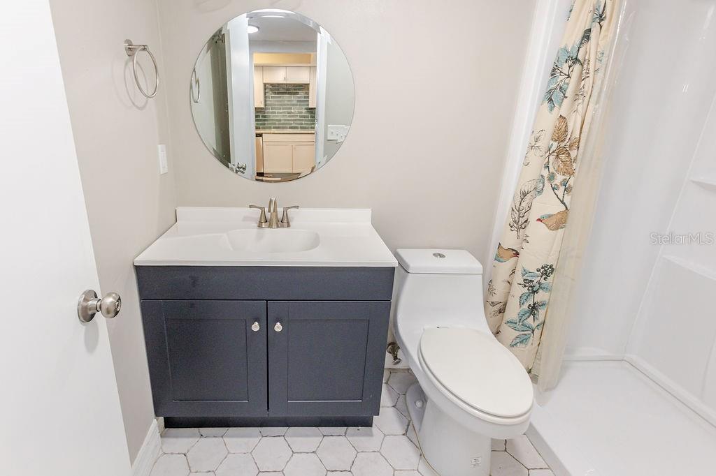 7623 RADCLIFFE CIR #111A — photo 17