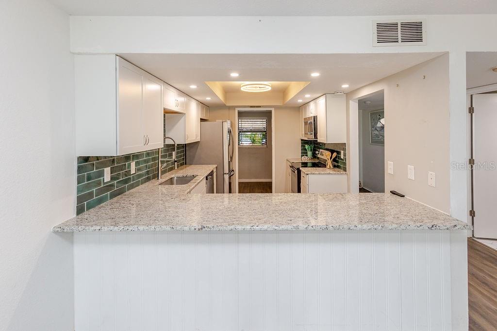 7623 RADCLIFFE CIR #111A — photo 6
