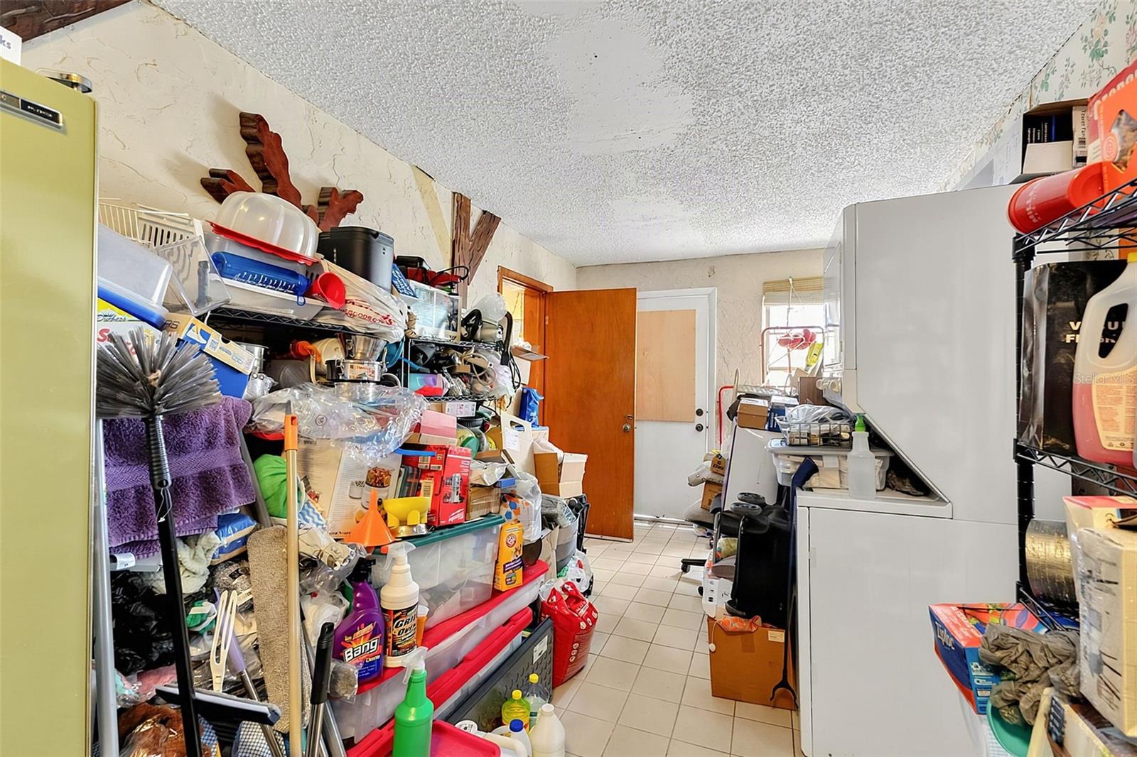612 N WOODLYNNE AVE — photo 25