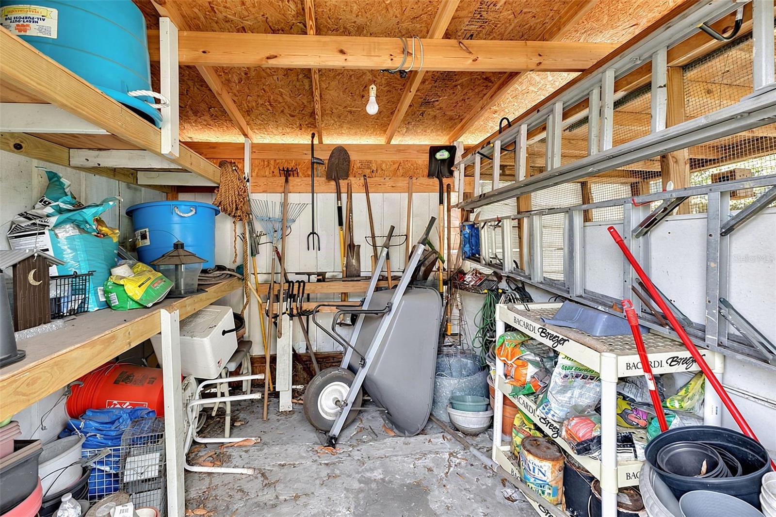 612 N WOODLYNNE AVE — photo 45