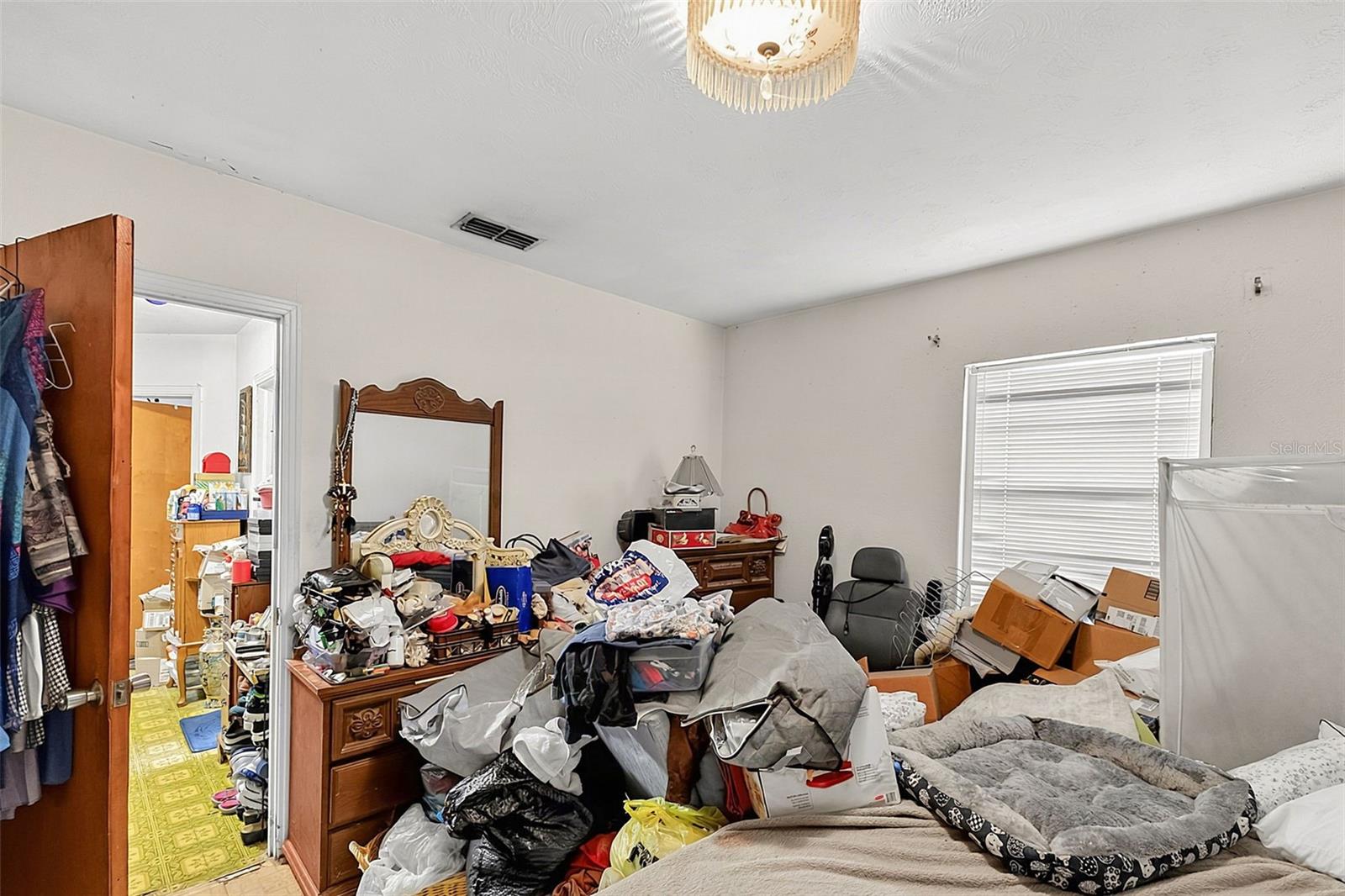 612 N WOODLYNNE AVE — photo 22