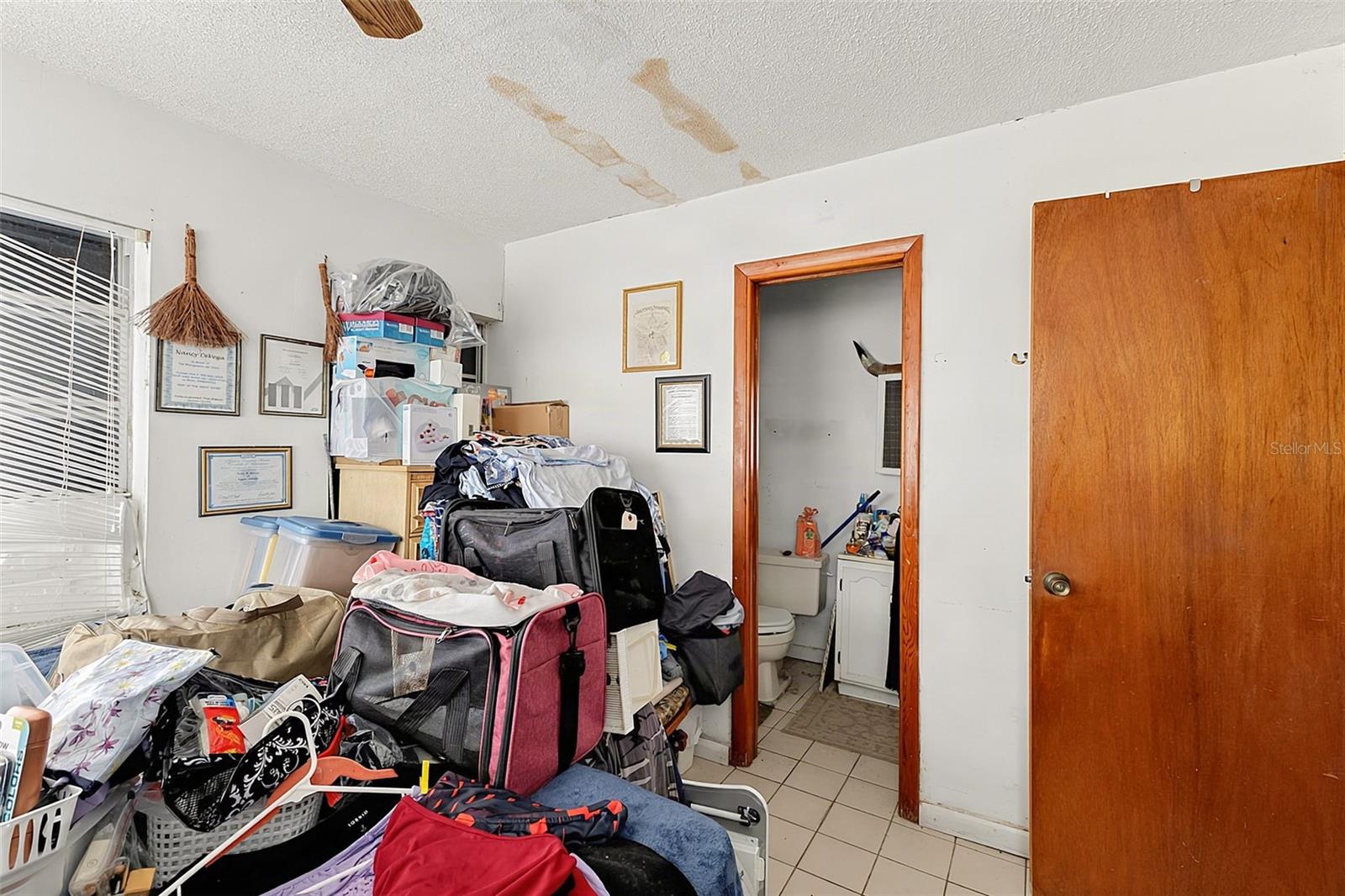 612 N WOODLYNNE AVE — photo 31