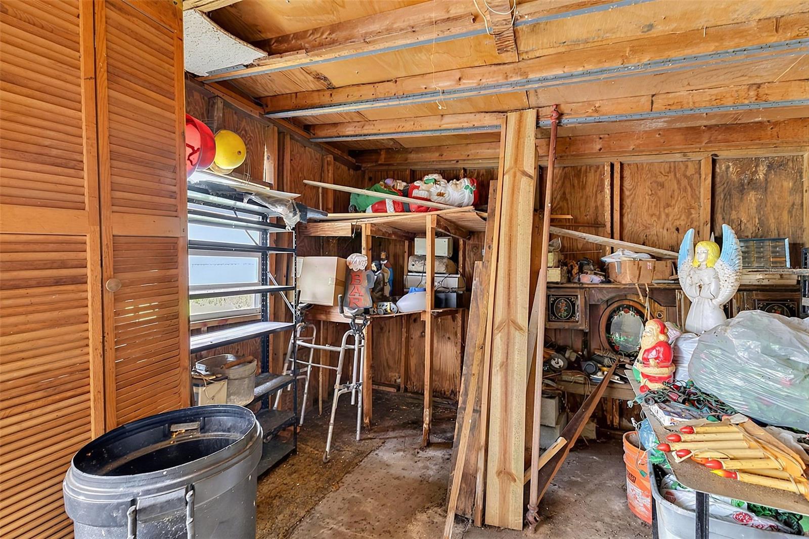 612 N WOODLYNNE AVE — photo 43