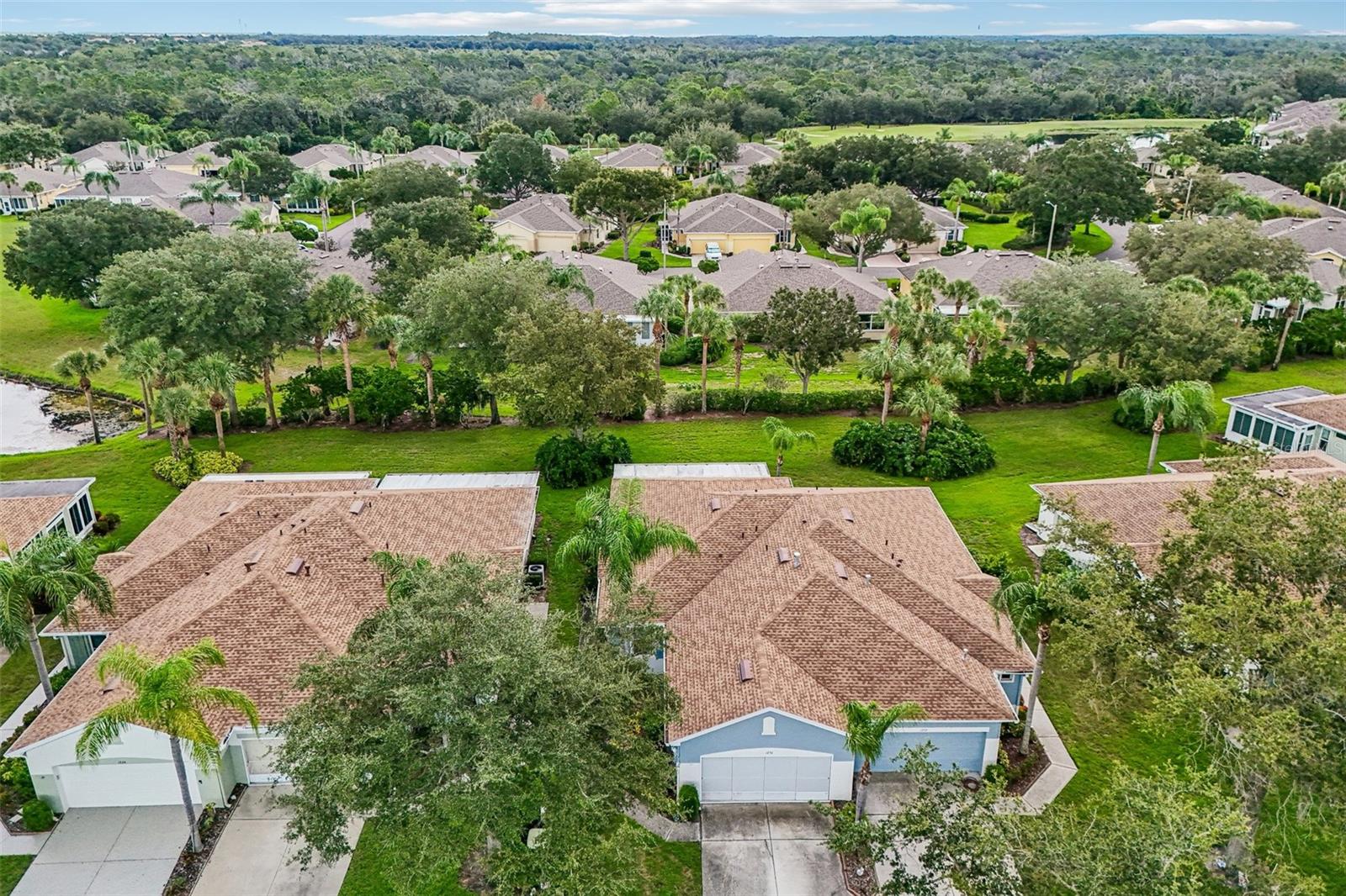 1230 HUNTINGTON GREENS DR — photo 35