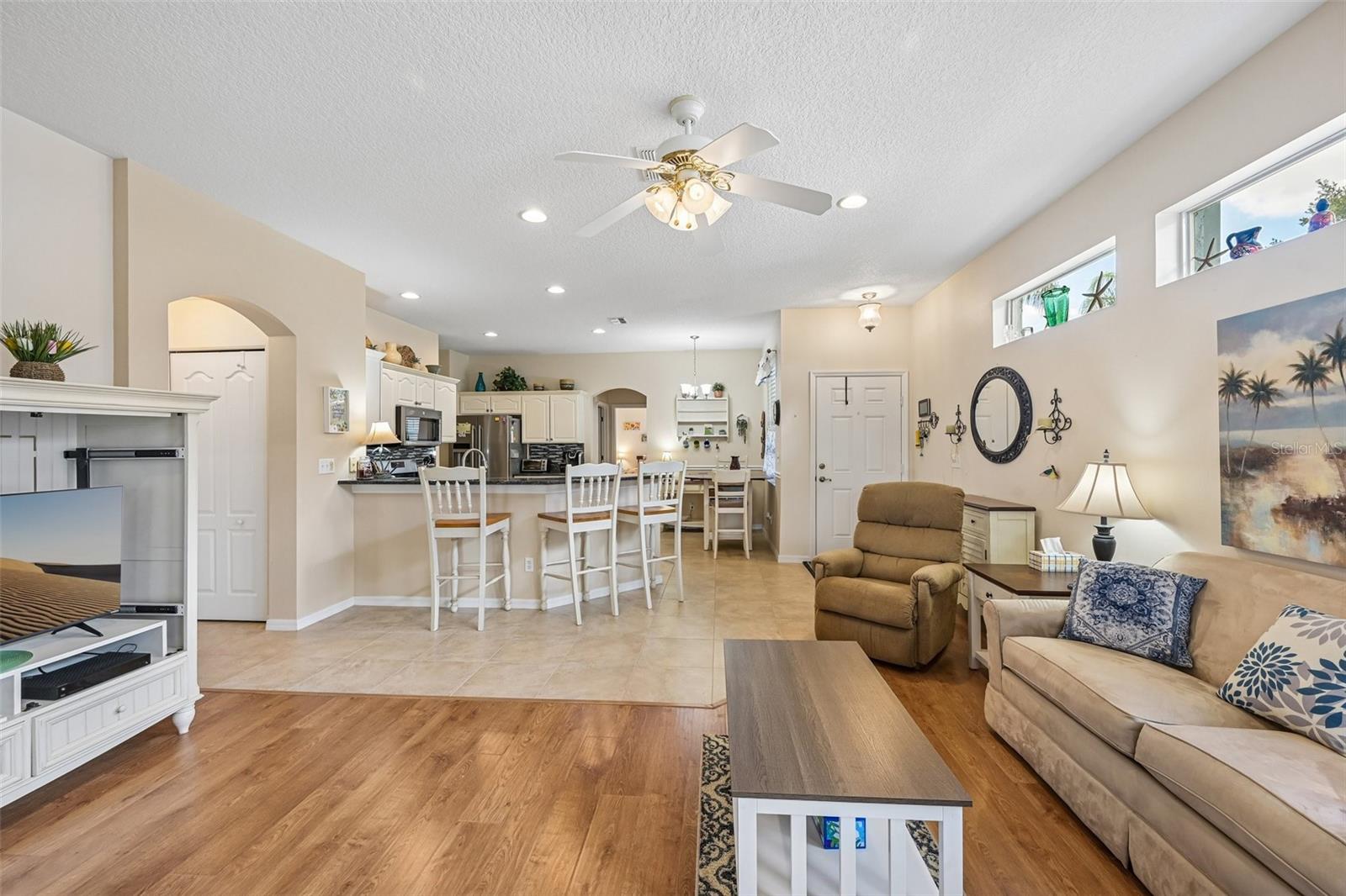 1230 HUNTINGTON GREENS DR — photo 8