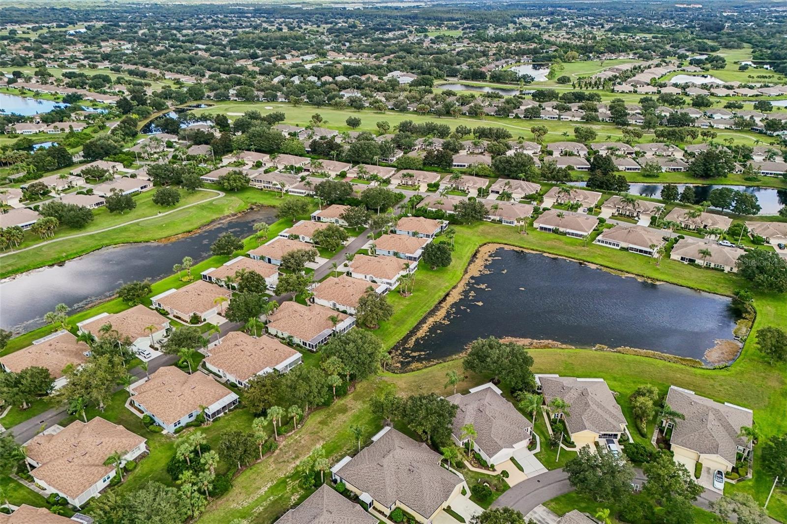 1230 HUNTINGTON GREENS DR — photo 37