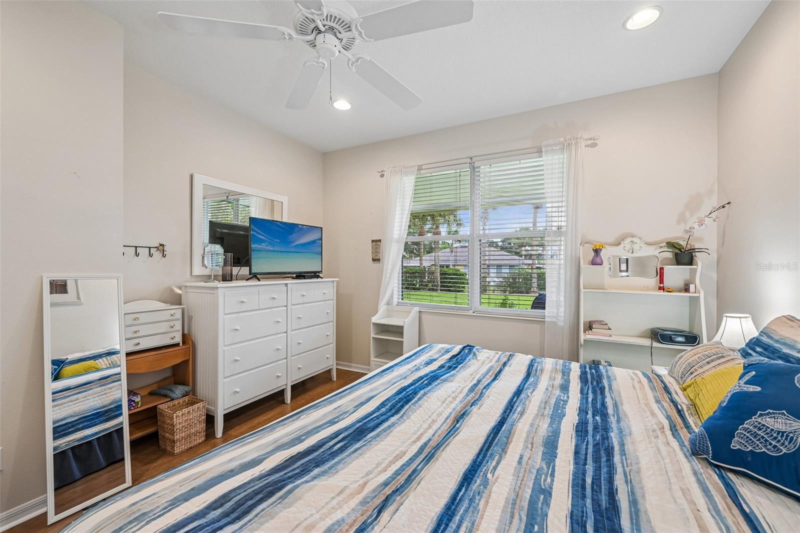 1230 HUNTINGTON GREENS DR — photo 17