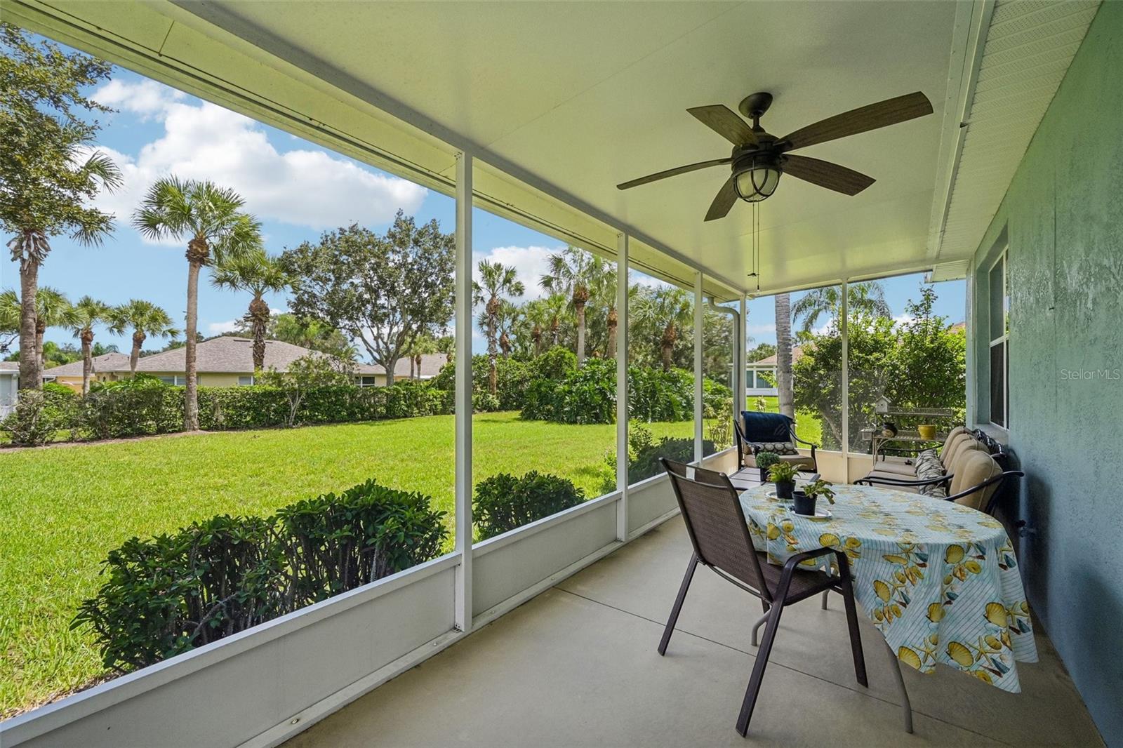 1230 HUNTINGTON GREENS DR — photo 29