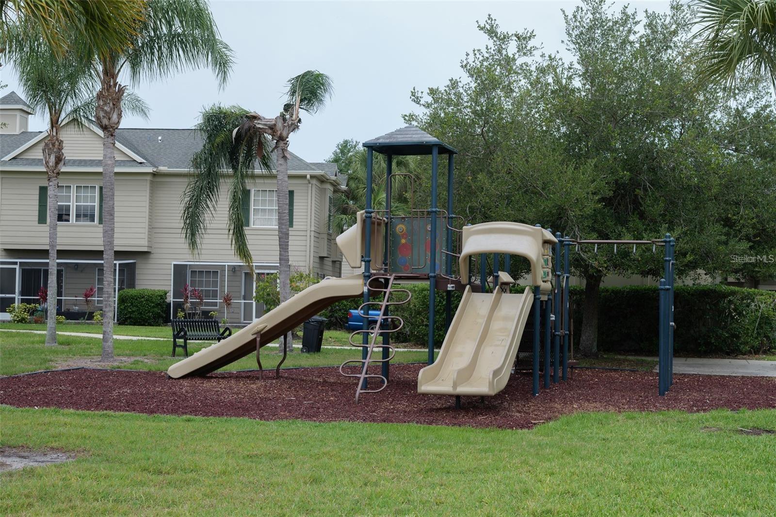 7669 PLANTATION CIR — photo 24