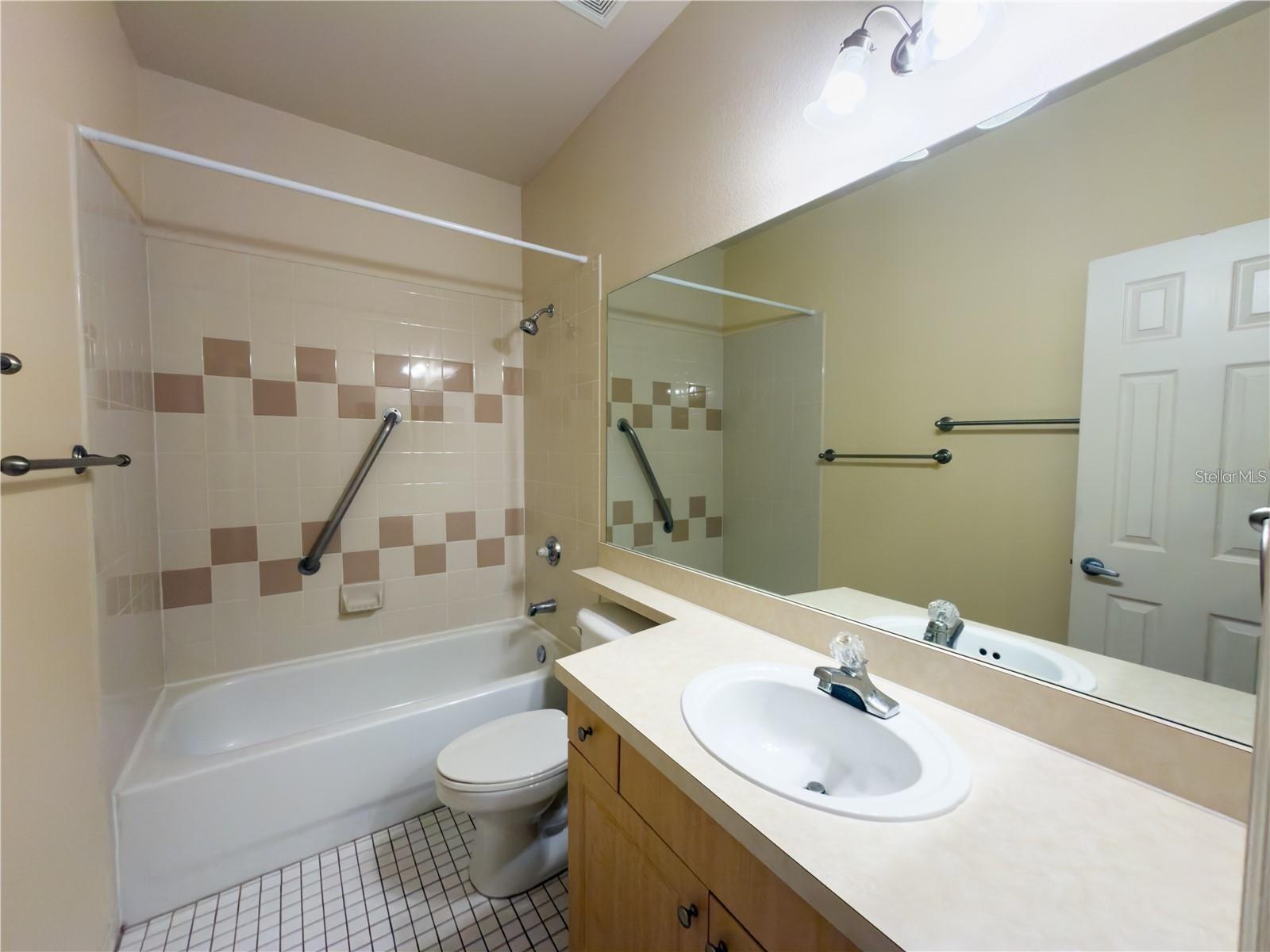 7669 PLANTATION CIR — photo 18