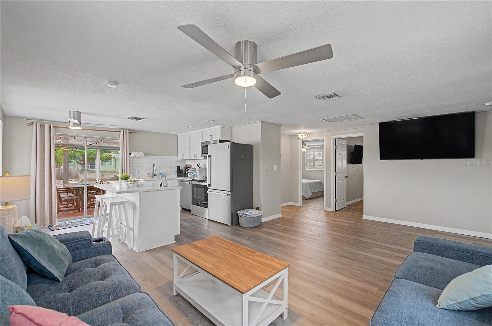 13725 MATTIX AVE — photo 5