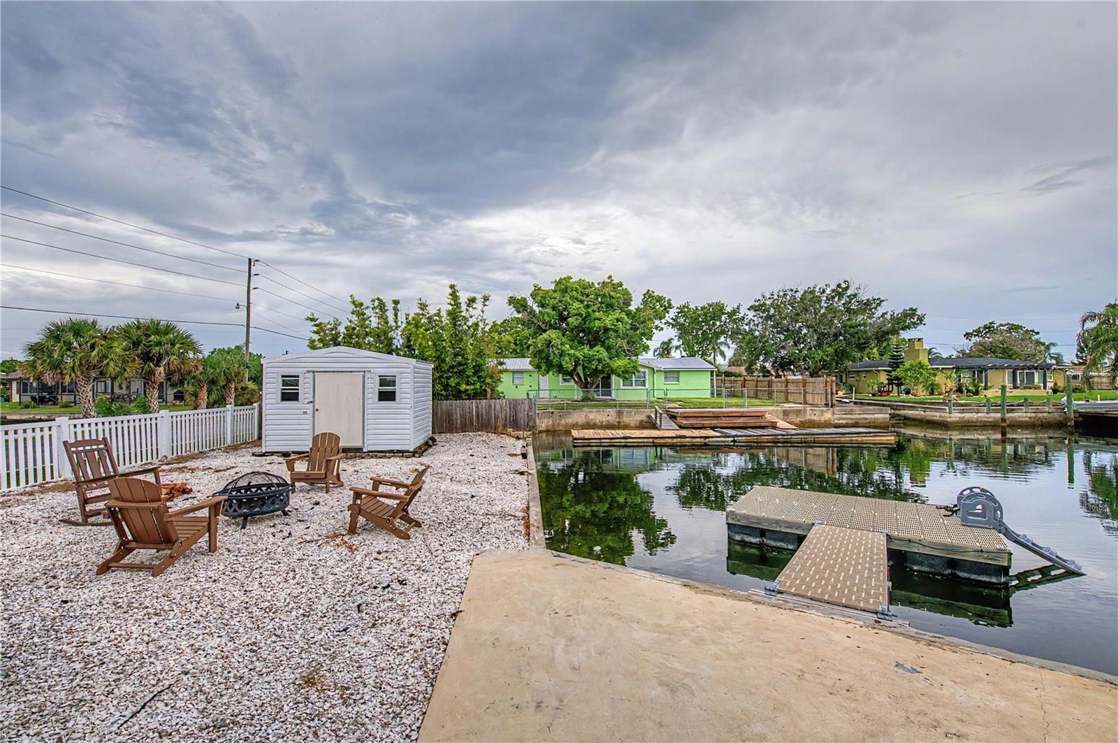 13725 MATTIX AVE — photo 30