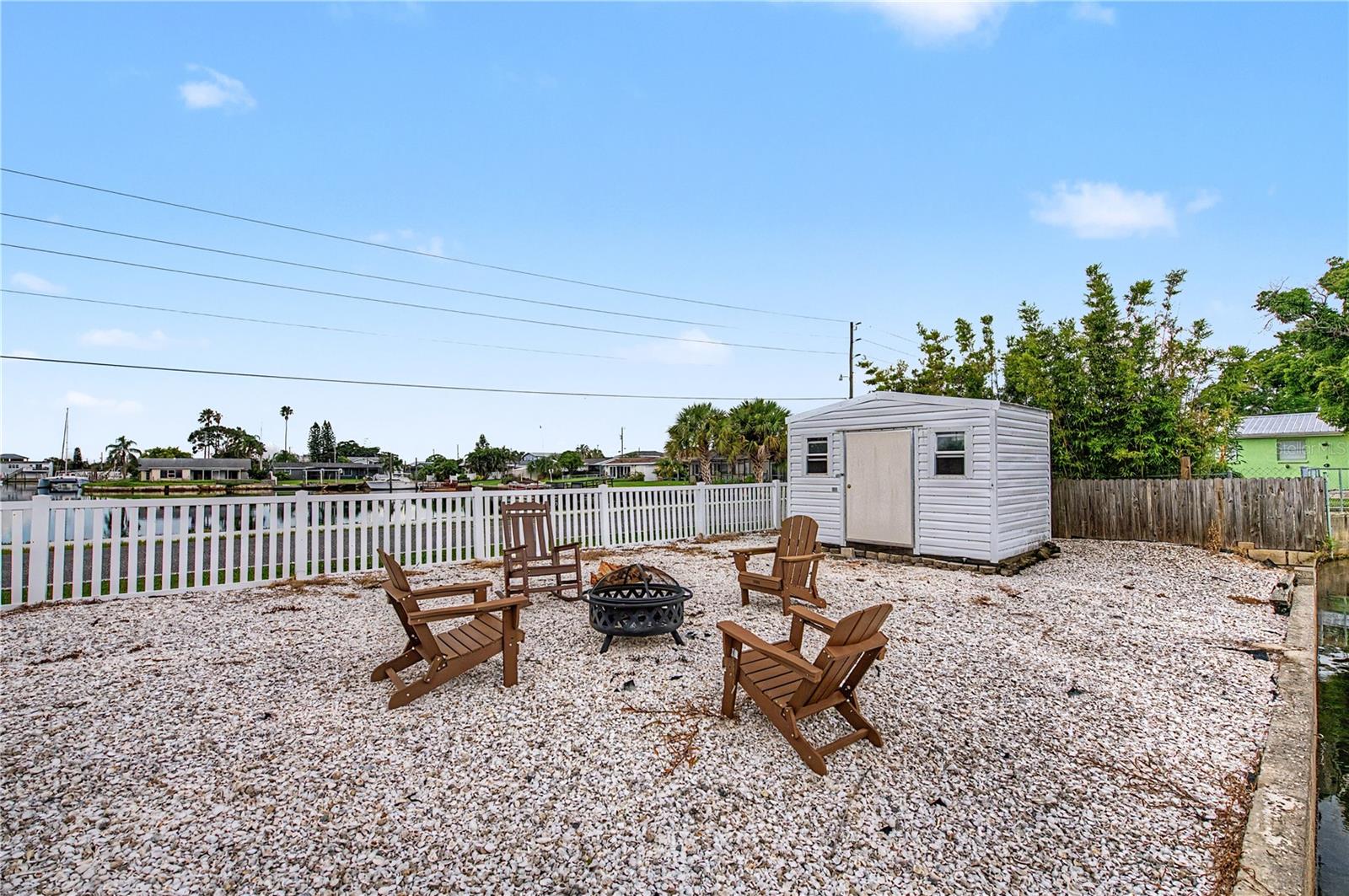 13725 MATTIX AVE — photo 29